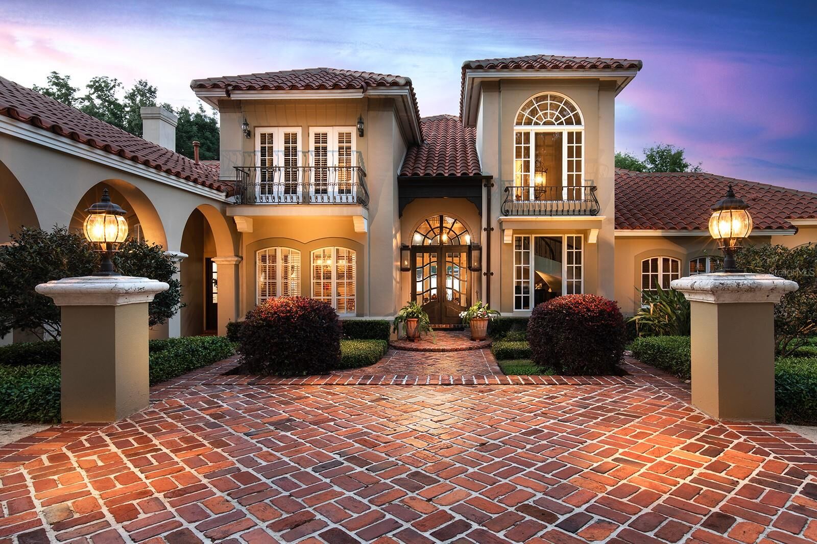 Property Photo: 1351 N Classic Court FL 32779