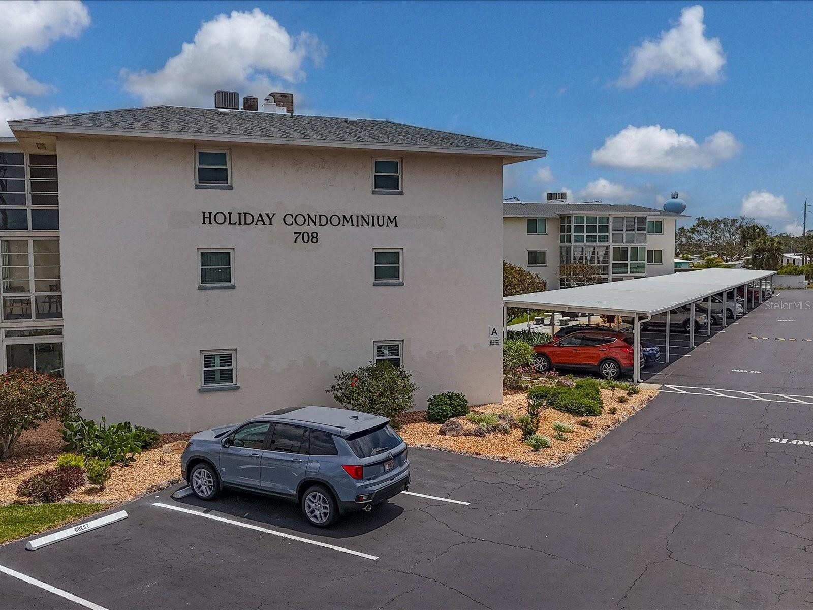 Property Photo: 708 Tamiami Trail S 105 FL 34285