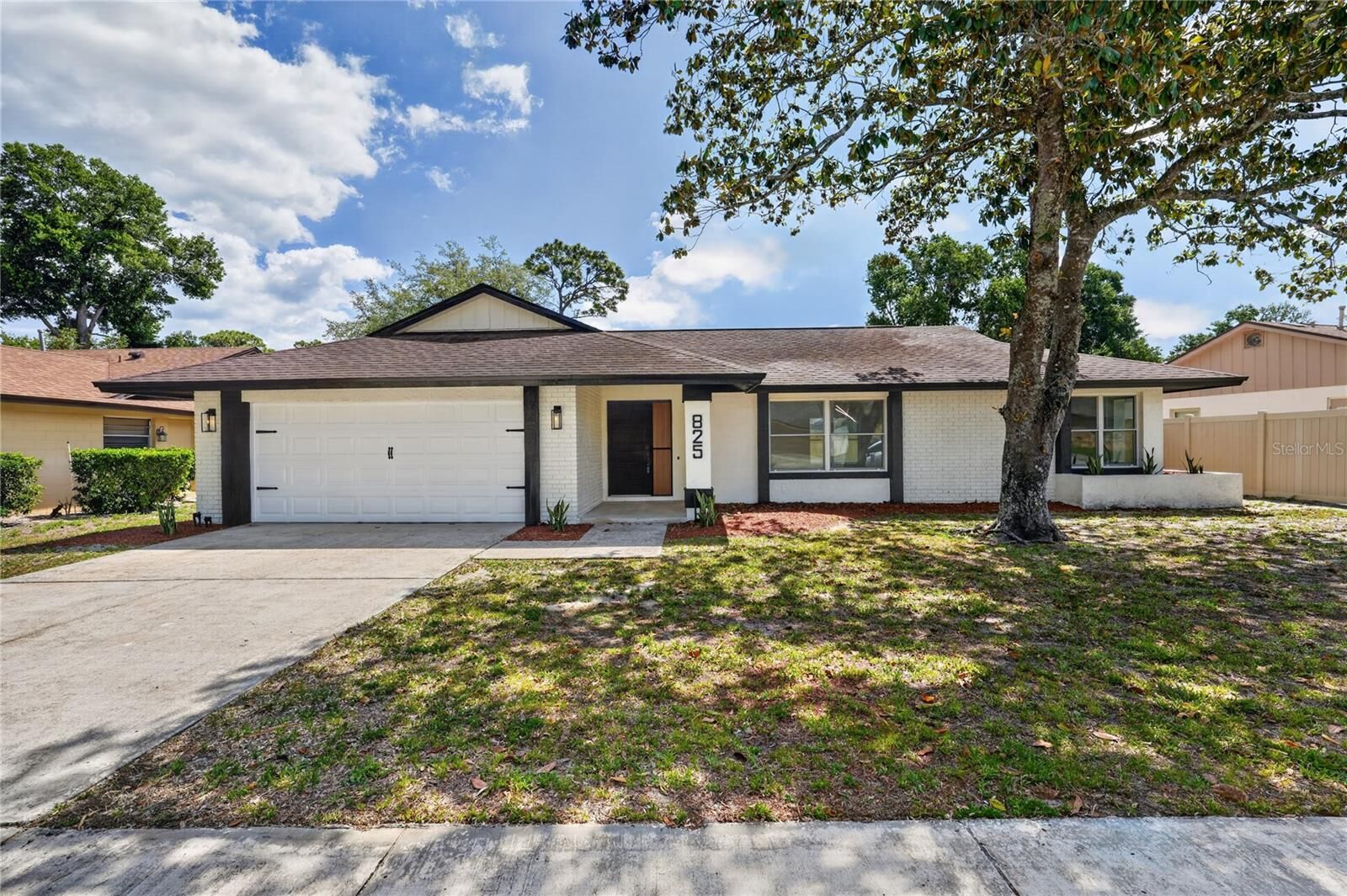 Property Photo:  825 Rill Drive  FL 32714 