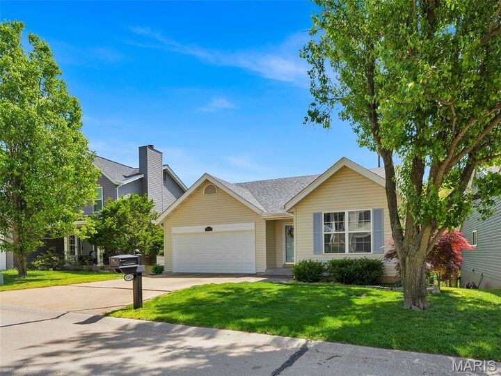 Property Photo:  1562 Glenn Brooke Woods Circle  MO 63021 