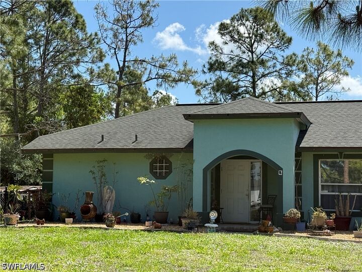 Property Photo:  790 12th Street SE  FL 34117 