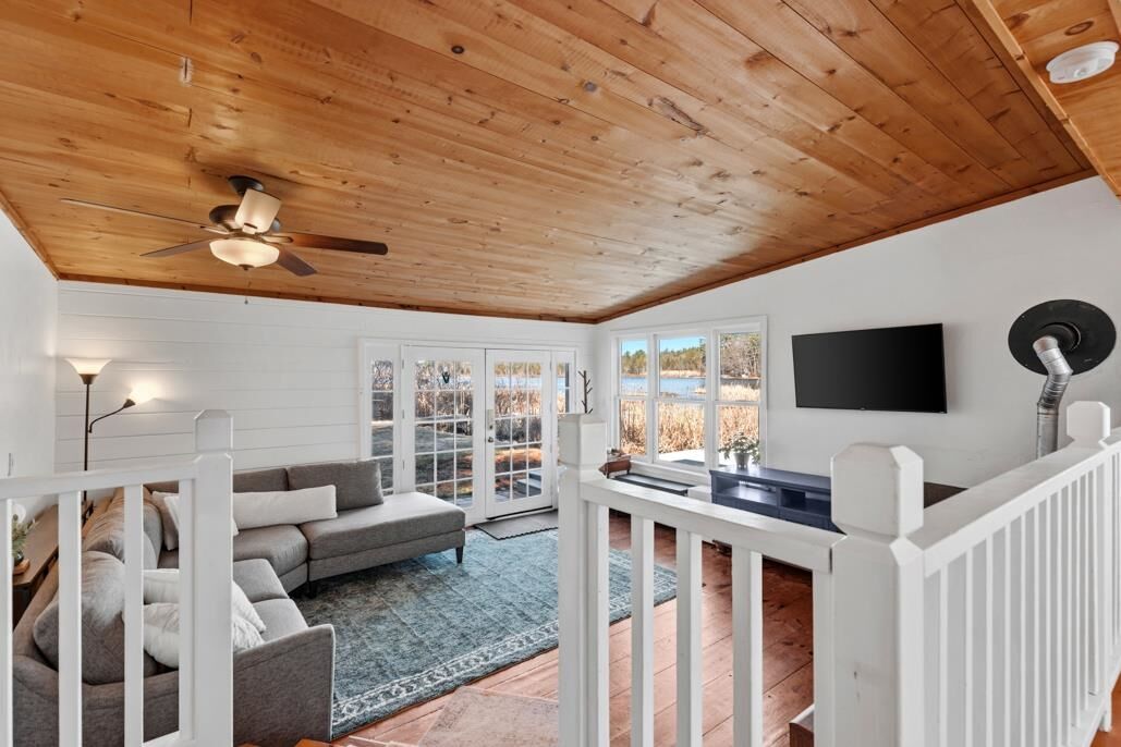 Property Photo:  120 Pond Street  NH 03858 