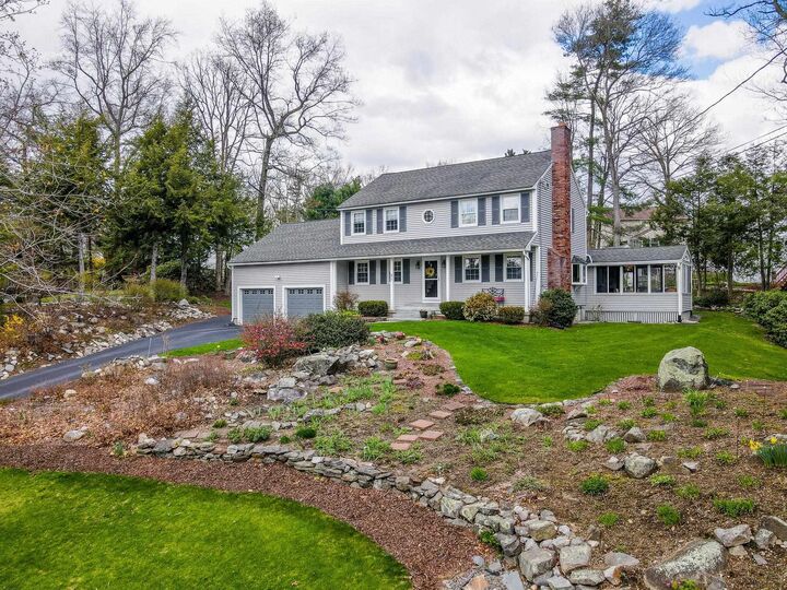 Property Photo:  31 Hyacinth Drive  NH 03062 