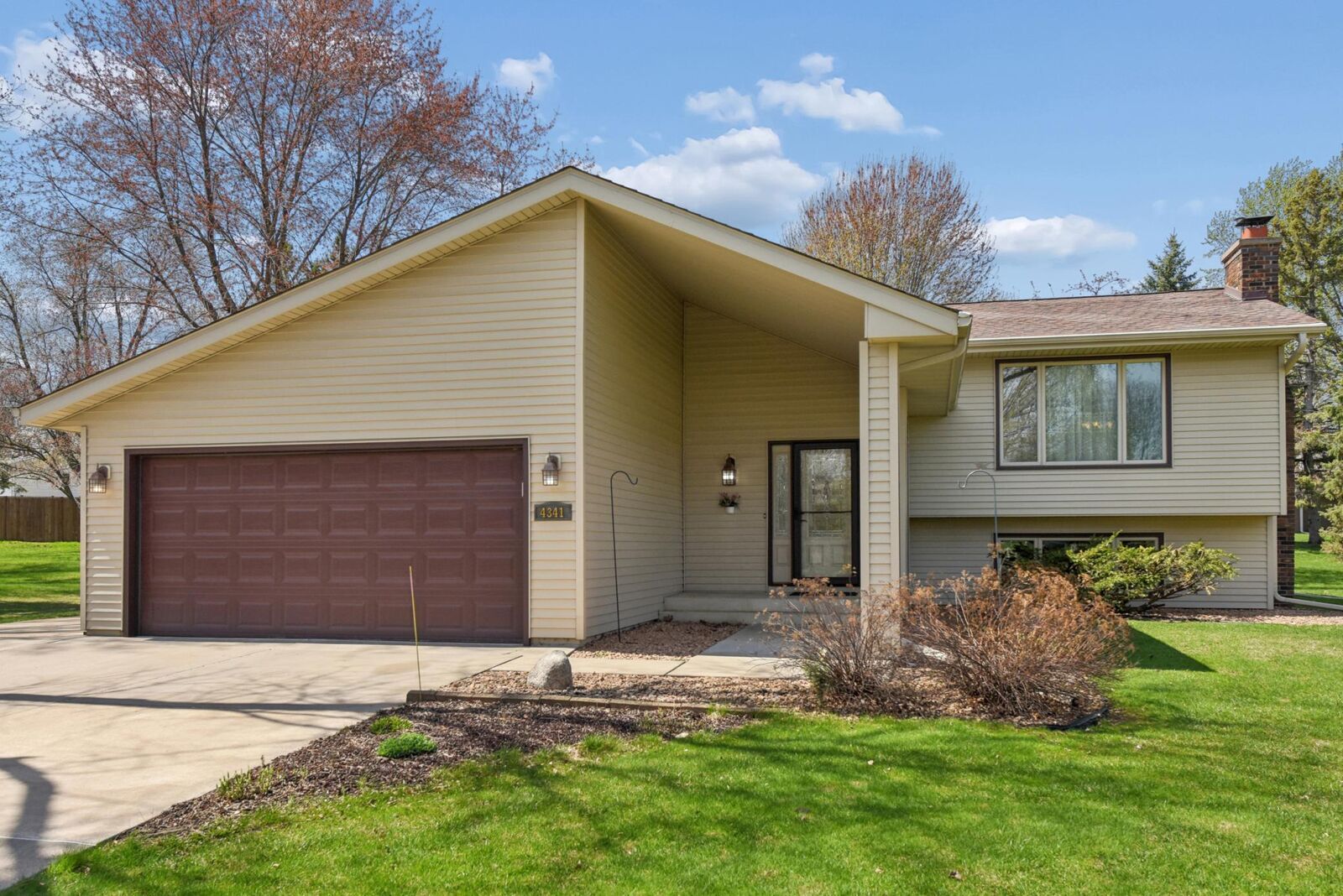 Property Photo:  4341 Medary Avenue  MN 55122 