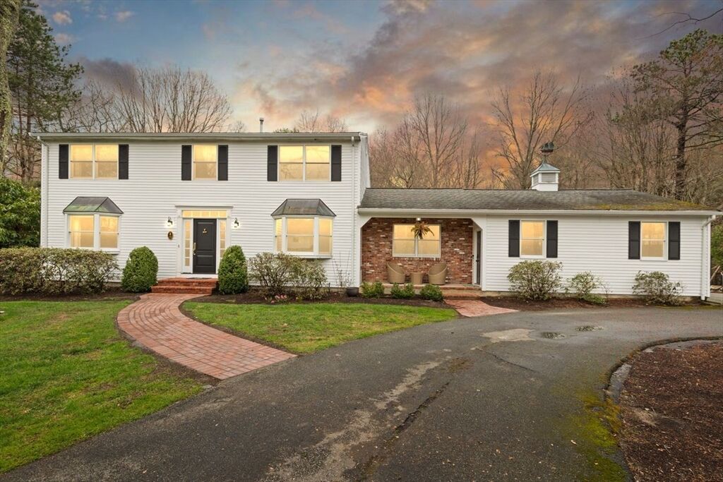 Property Photo:  15 Ramblewood Drive  MA 02356 