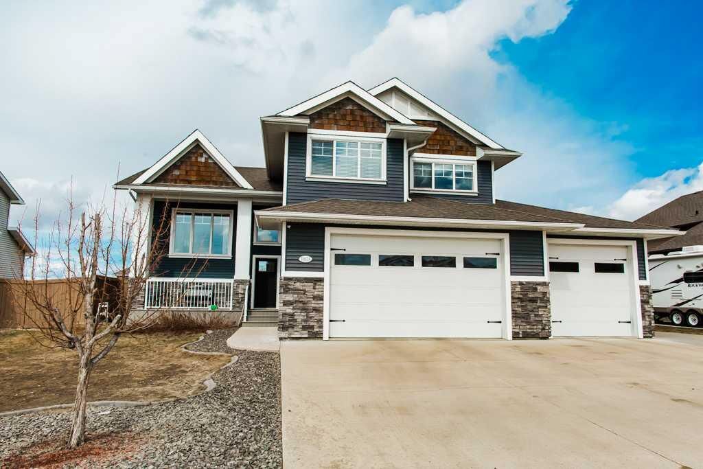 Photo de la propriété:  10638 155 Avenue  AB T8X 0M1 
