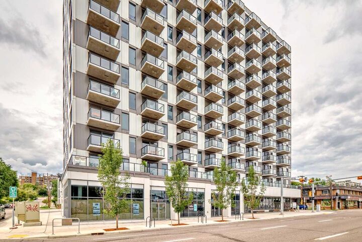 Property Photo:  123 4 Street NE 1202  AB T2E 8K3 