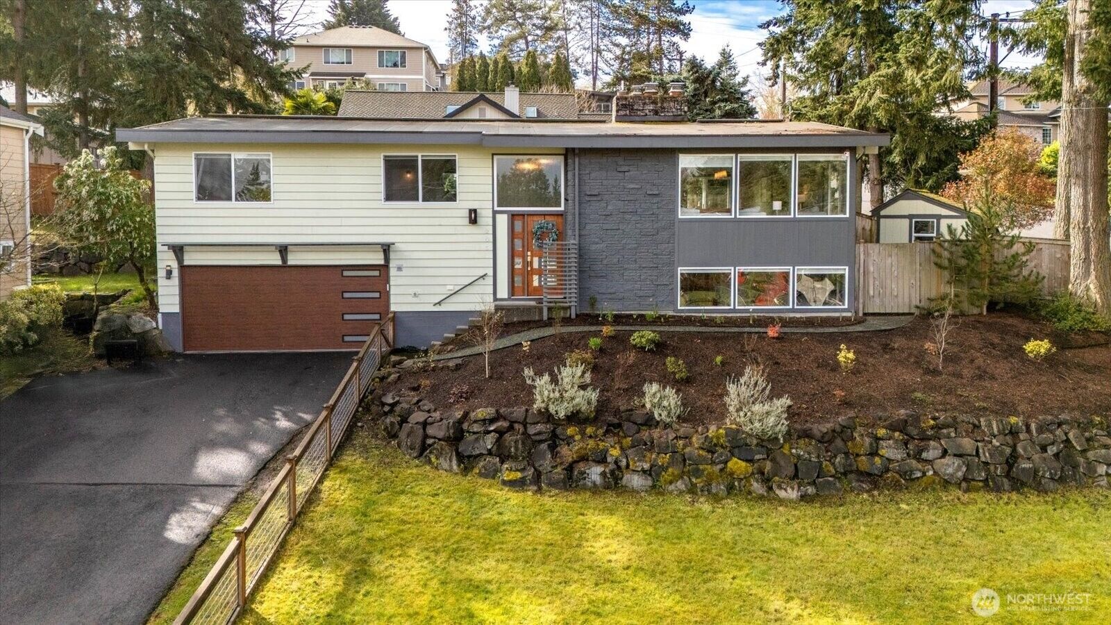 Property Photo:  6205 NE 196th Street  WA 98028 