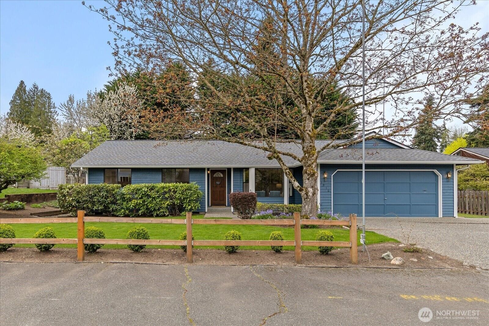 Property Photo:  3910  Maple Road  WA 98037 
