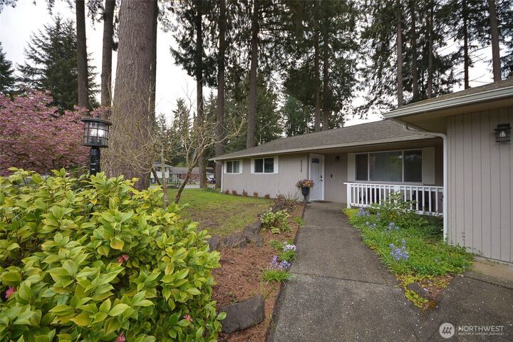 Property Photo:  6909  33rd Avenue SW  WA 98503 