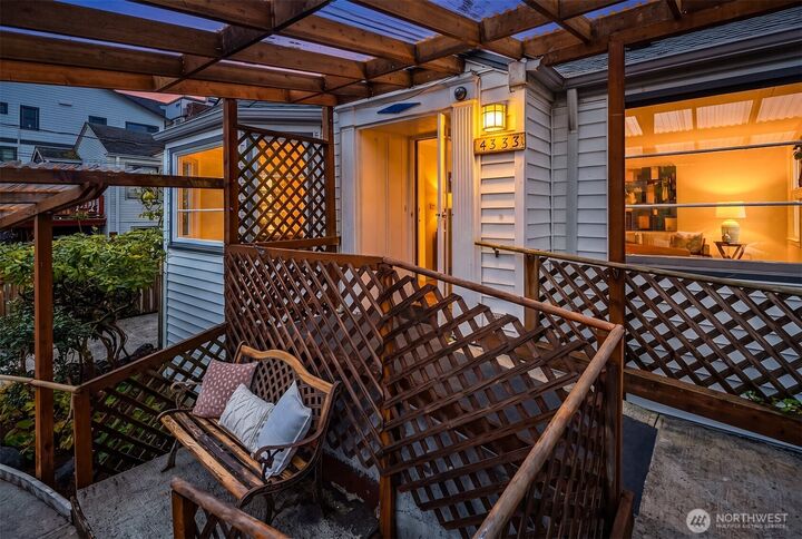 Property Photo:  4333 SW Hudson Street  WA 98116 