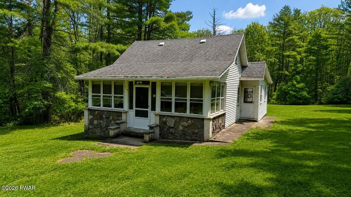 Property Photo:  138 Neil Thompson Road  PA 18435 
