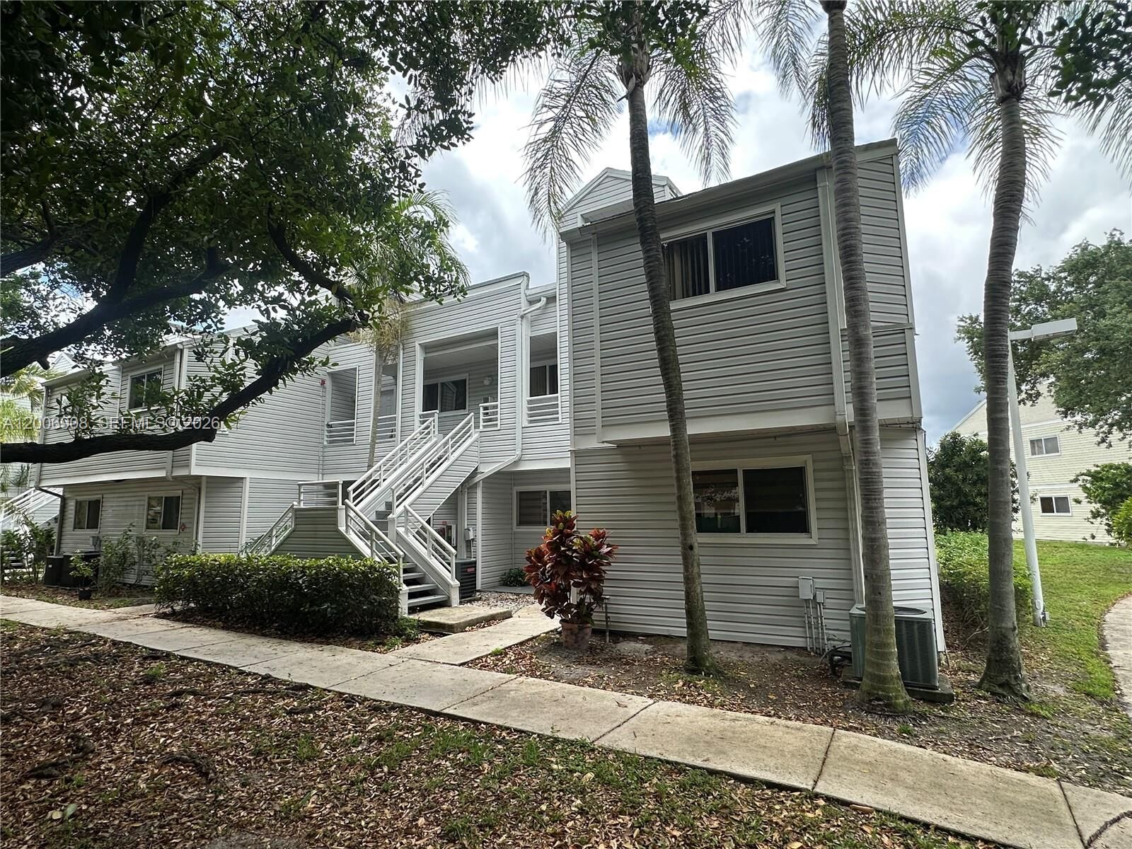 Property Photo:  3461 NW 44th St 206  FL 33309 