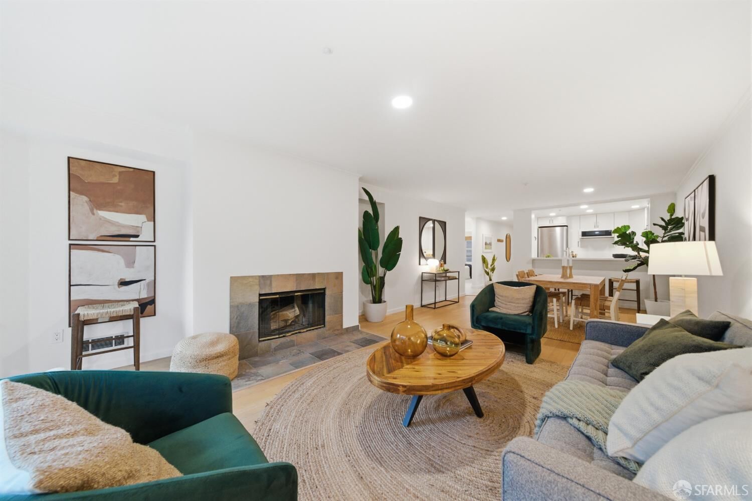 Property Photo:  600 Chestnut Street 207  CA 94133 