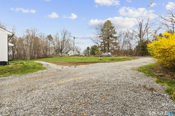 Property Photo:  21 Bradway Road  CT 06076 