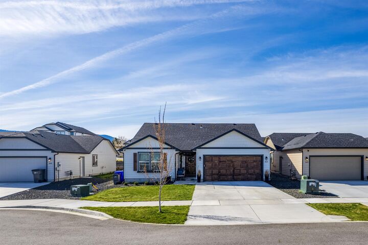 Property Photo:  19674 E 3rd Ln  WA 99016 