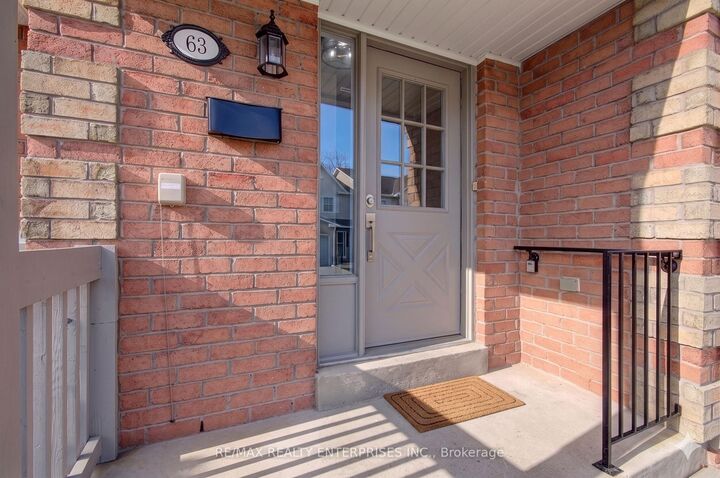 Property Photo: 2355 Fifth Line W 63 ON L5K 2M8