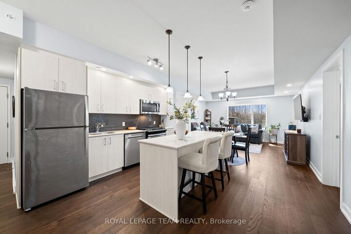 Property Photo: 280 Herzberg Road 103 ON K2K 0N8