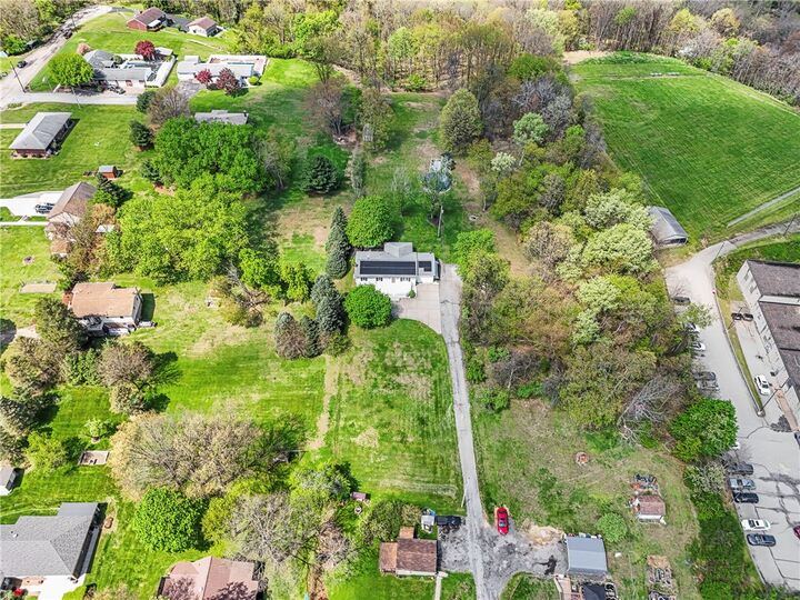 Property Photo:  305 Highland Dr  PA 15065 