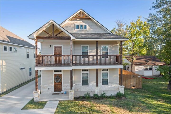 Property Photo:  120 #B Richards Street  TX 77840 