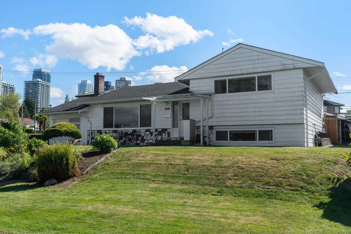 Property Photo: 4194 Cherrywood Crescent BC V5G 2S1