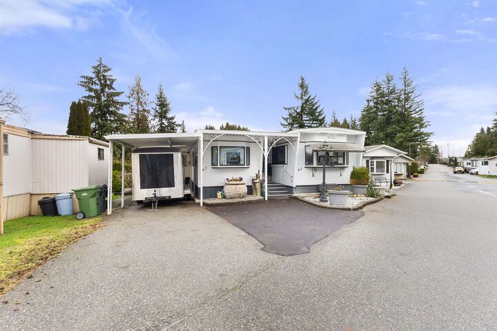24330 Fraser Highway 61 — photo 1