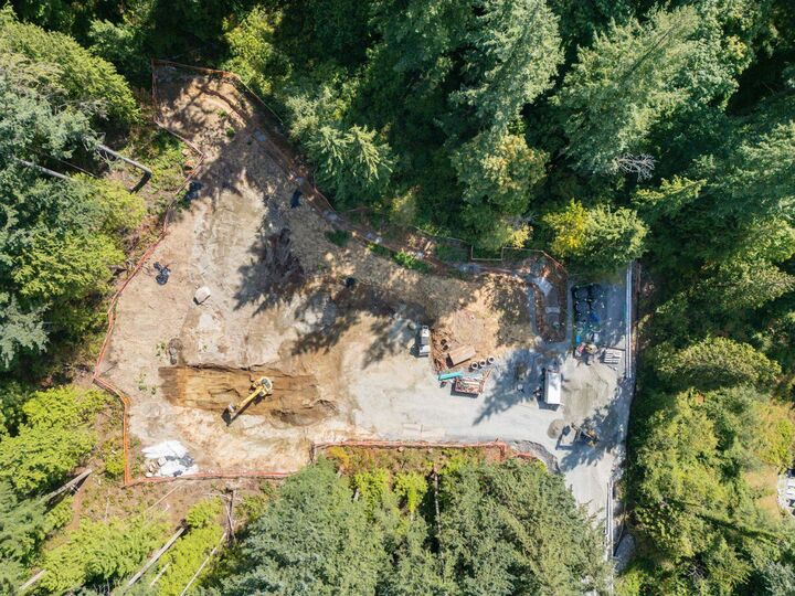 Property Photo: 642 Foresthill Place BC V3H 4B7