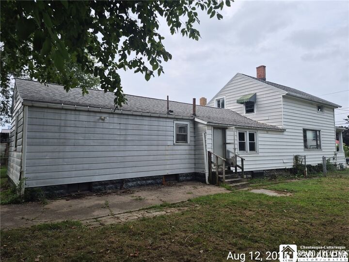 Property Photo:  67 Ruggles Street  NY 14048 