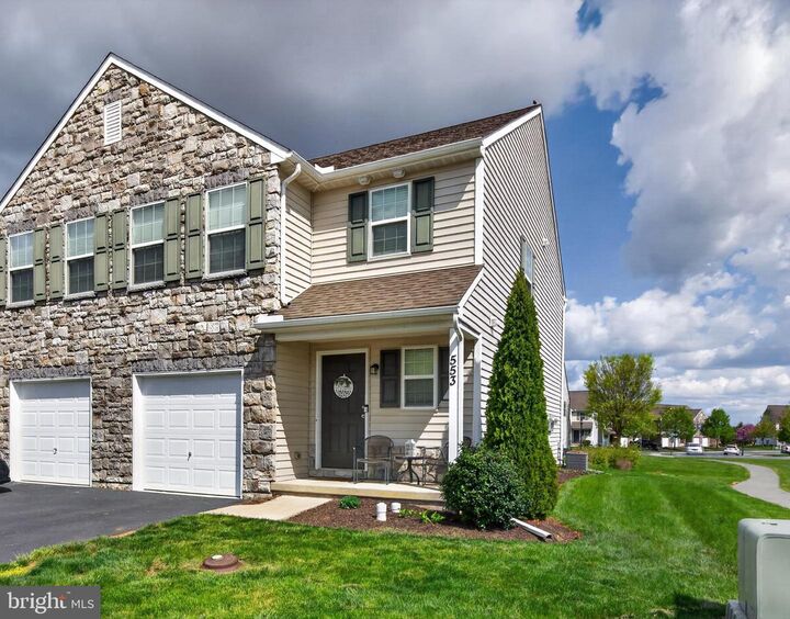 Property Photo:  553 Brookwood Dr  PA 17078 