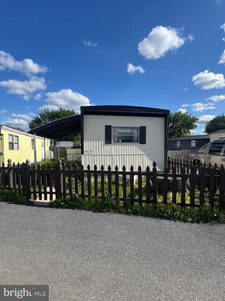 Property Photo:  2830 Scenic Drive  PA 17603 