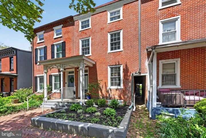 Property Photo:  237 W Barnard Street  PA 19382 