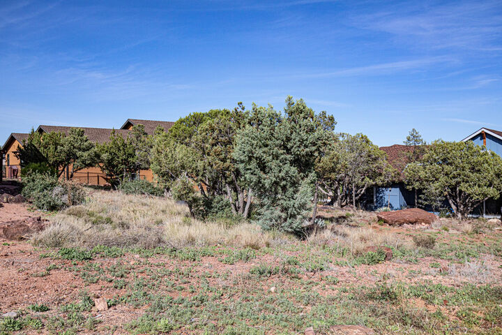 Property Photo:  1510 W Wagon Trail  AZ 85541 