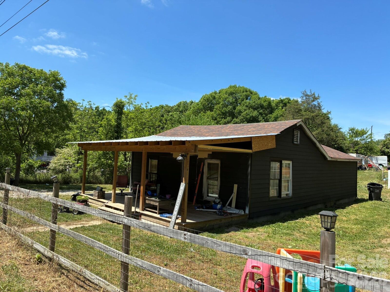 Property Photo:  119 Robin Road  NC 28056 