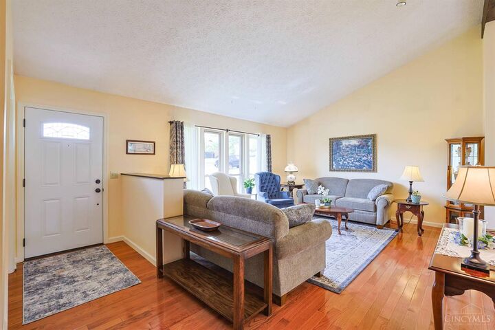 Property Photo:  1285 Elizabeth Drive  OH 45013 