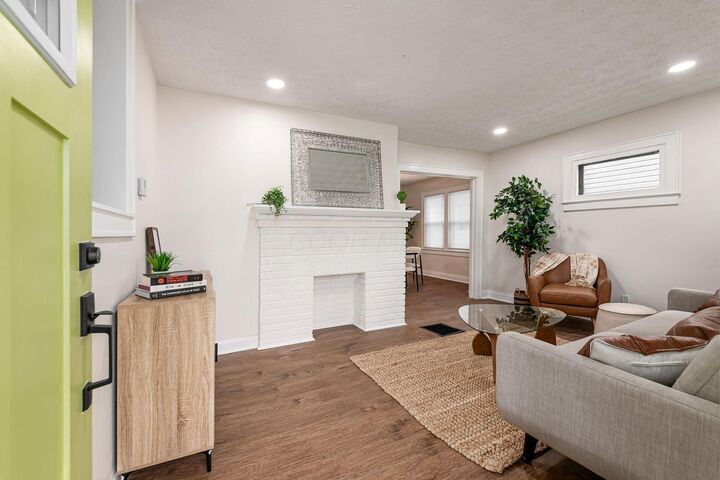 Property Photo:  1627 E Weber Road  OH 43211 