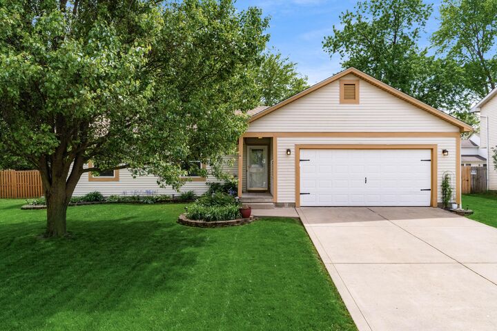 Property Photo:  411 Brandy Hill Avenue  OH 43147 