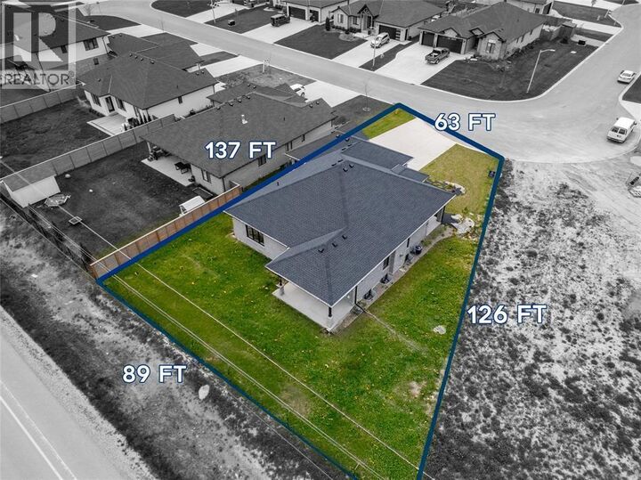 Property Photo:  6747 Griffin Drive  ON N0N 1E0 