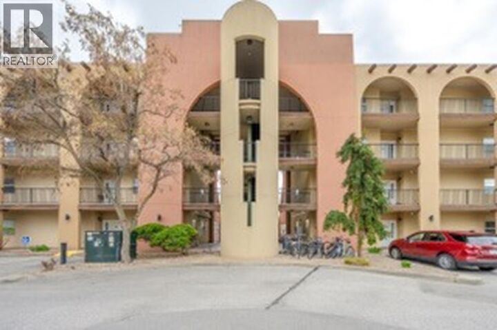15 Solana Key Court 202 — photo 1