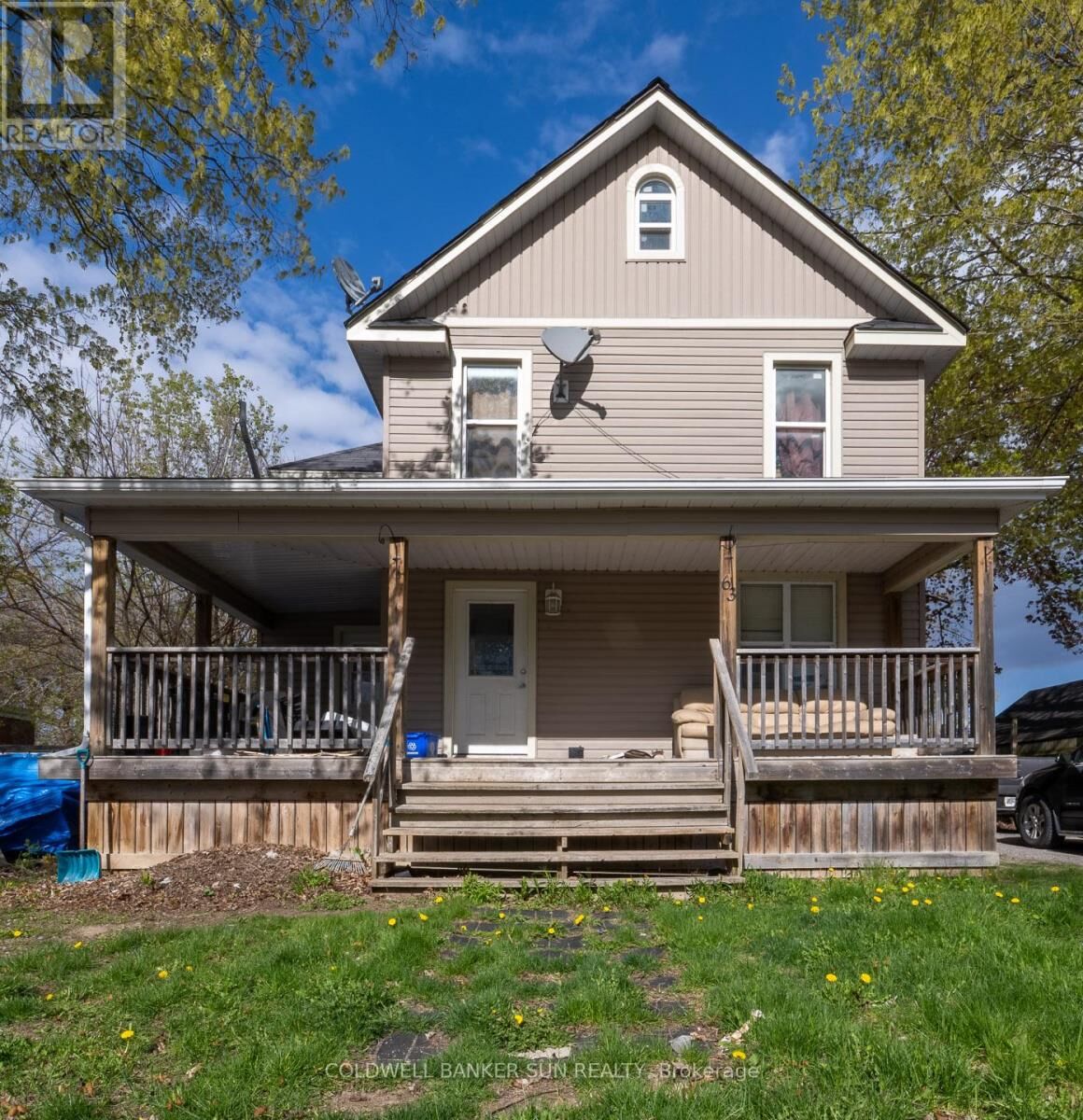 Property Photo:  63 Lorne Avenue  ON K8V 5B6 