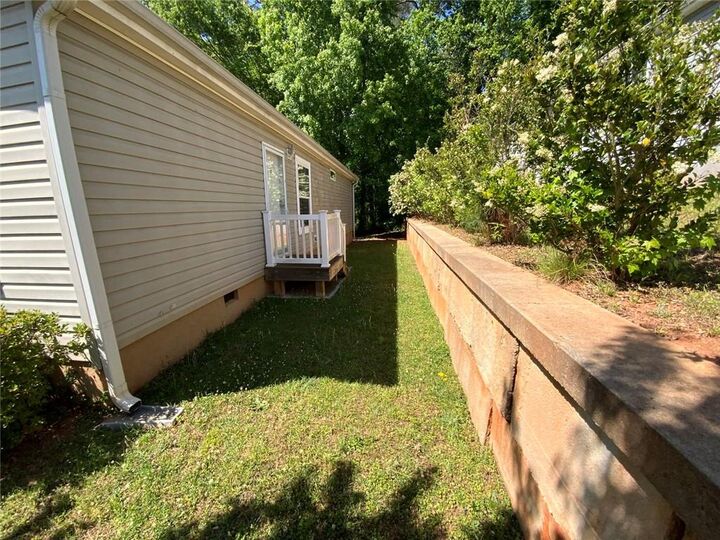 Property Photo:  21 Hillandale Street  GA 30263 