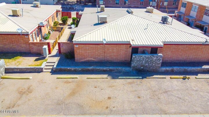 Property Photo: