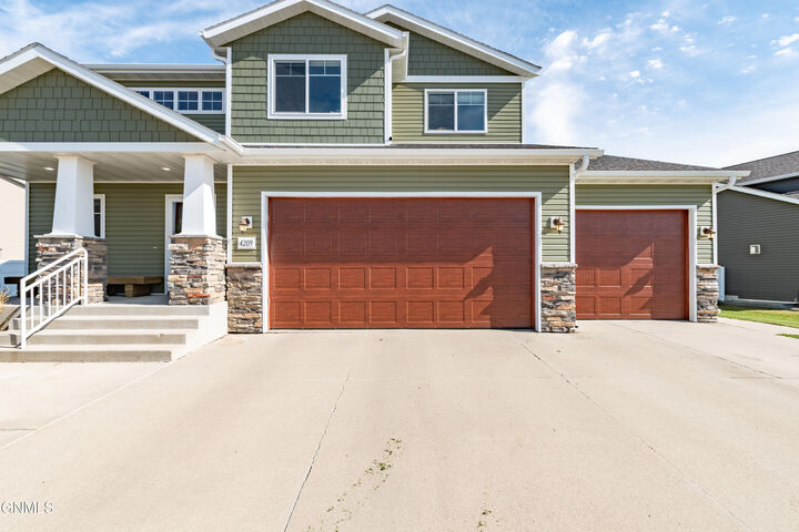 Property Photo:  4209 High Creek Road  ND 58503 
