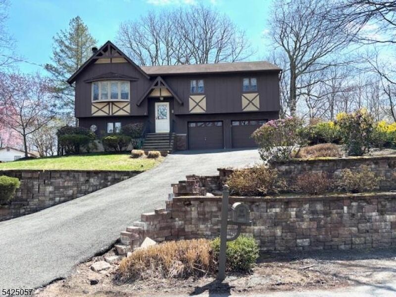 Property Photo:  8 Loyola Ct  NJ 07843 