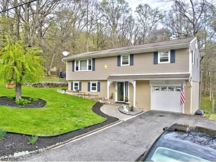 Property Photo:  51 Lounsberry Hollow Rd  NJ 07461 