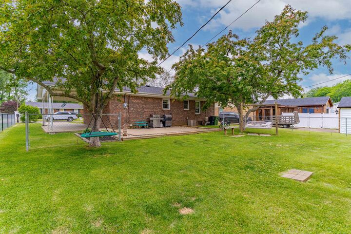 Property Photo:  1509 Smith Court  KY 42420 