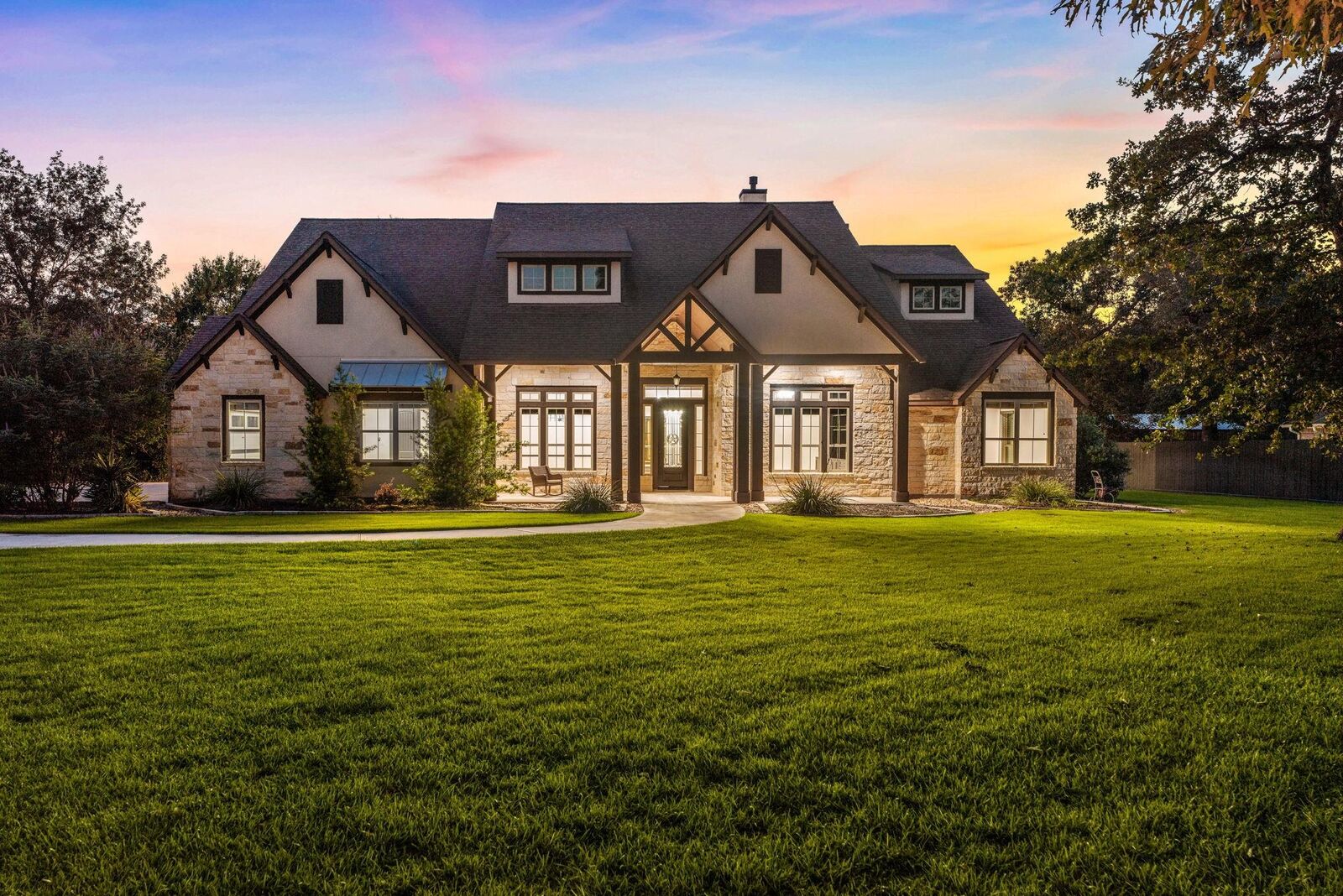 Property Photo: 8989 Stone Oak Drive TX 77316