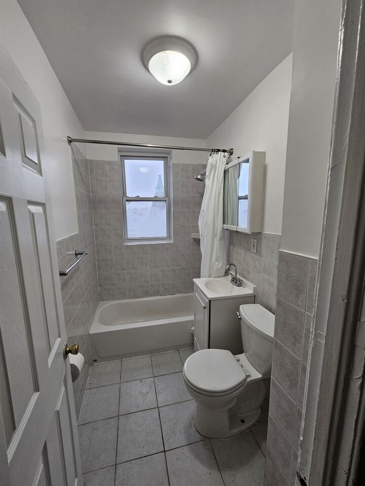 Property Photo:  201 45th St E8  NJ 07087 