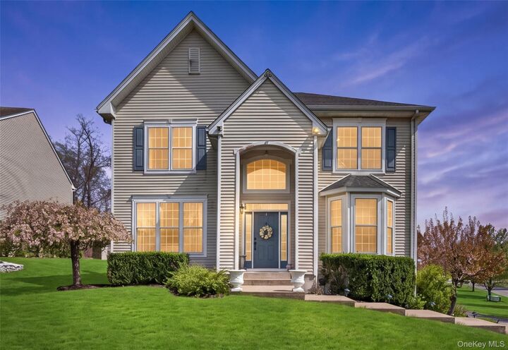 Property Photo: 17 Oldwyck Crescent NY 10930