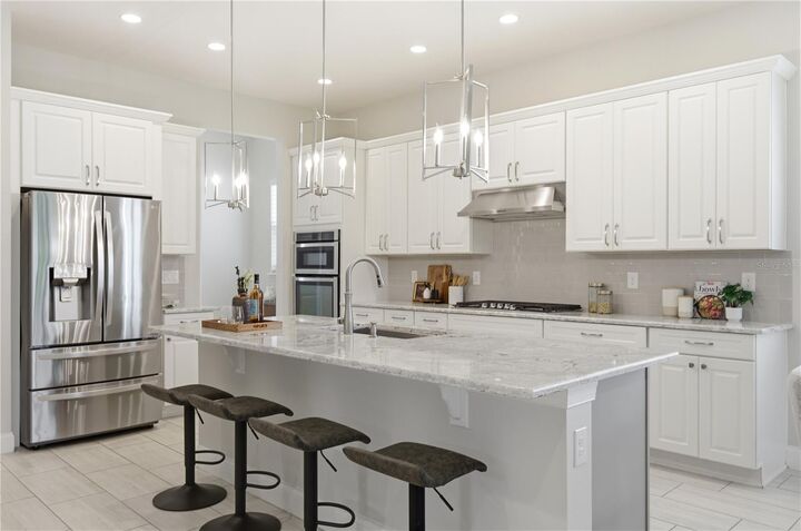 Property Photo:  10378 Angel Oak Court  FL 32836 