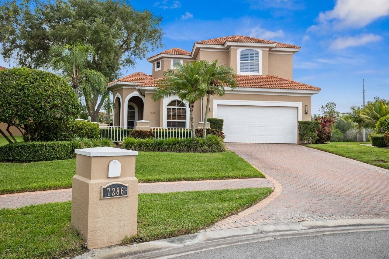 Property Photo: 7286 Maidencane Court FL 33777
